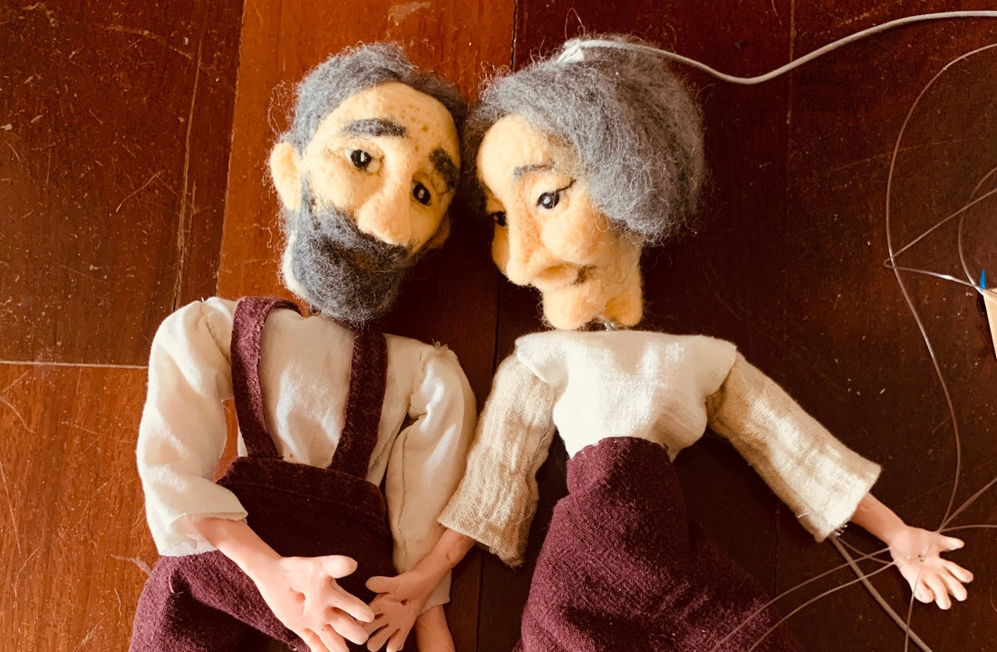 The Golden Fish – A Handmade Puppet Show with a Pop-Up Book Stage